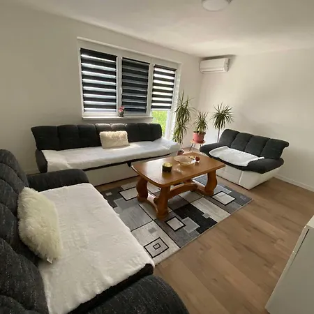 Apartment Stan Na Dan *